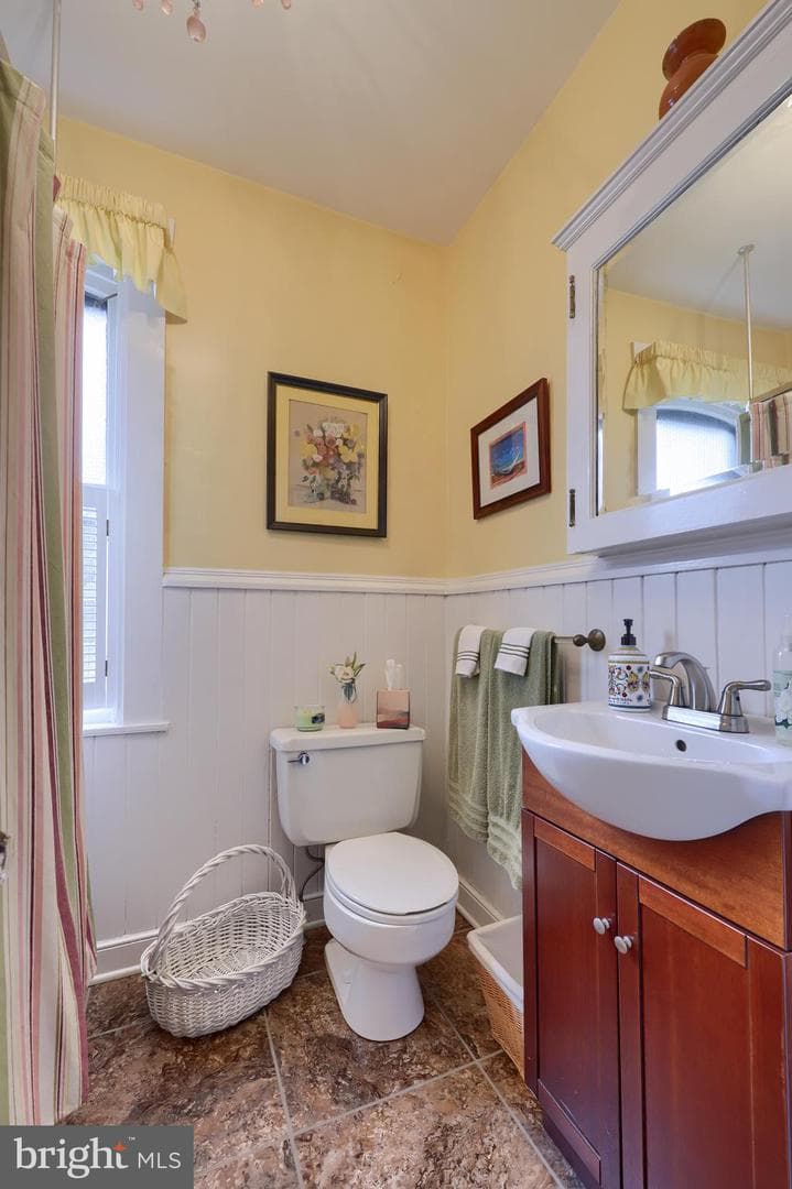 227 N Mulberry Street photo 37