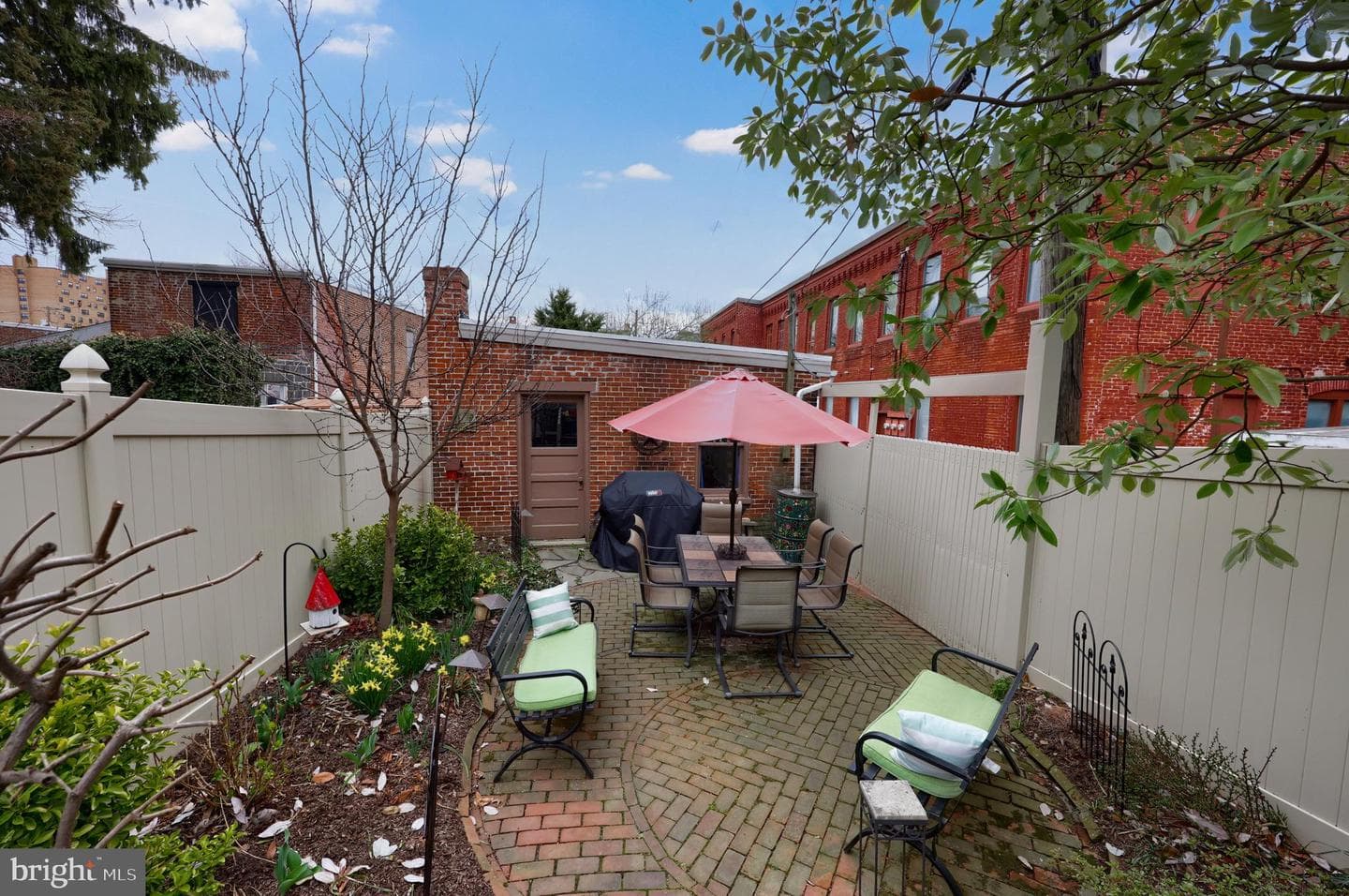 227 N Mulberry Street photo 53