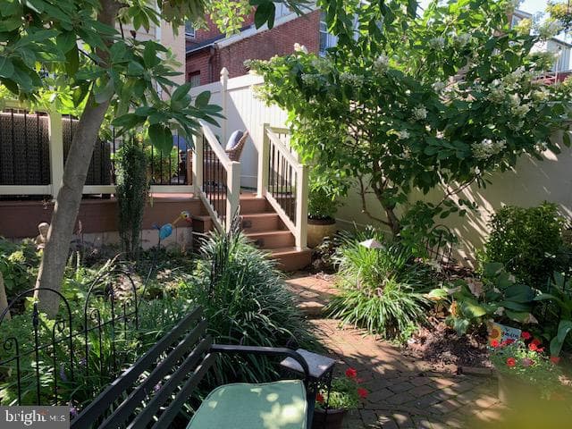 227 N Mulberry Street photo 55