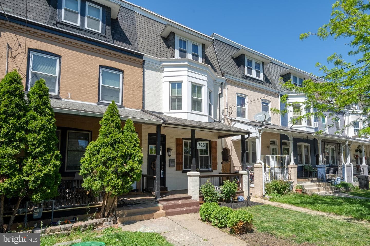 345 E Ross Street photo 2