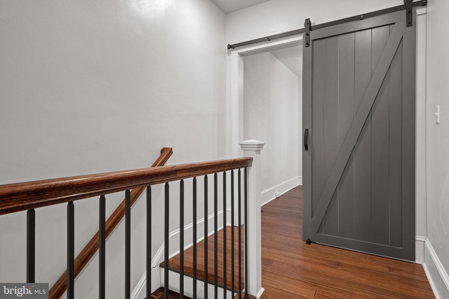 345 E Ross Street photo 20
