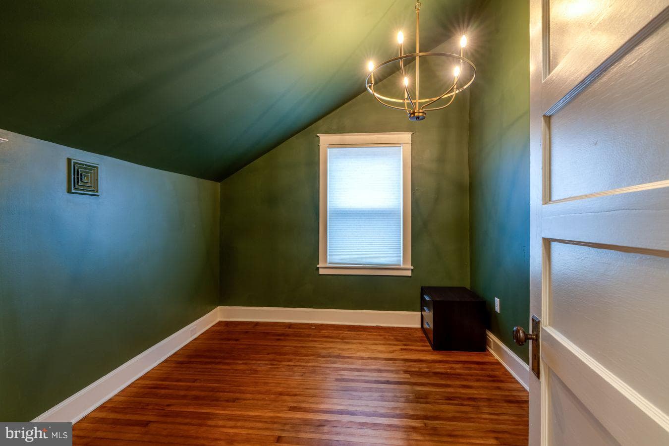 241 Atkins Avenue photo 30