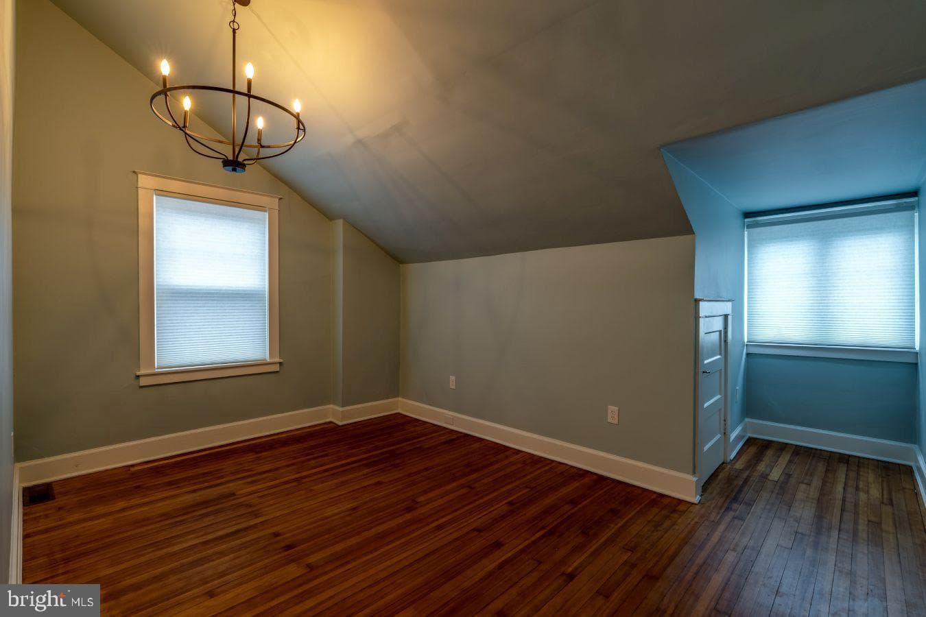 241 Atkins Avenue photo 34