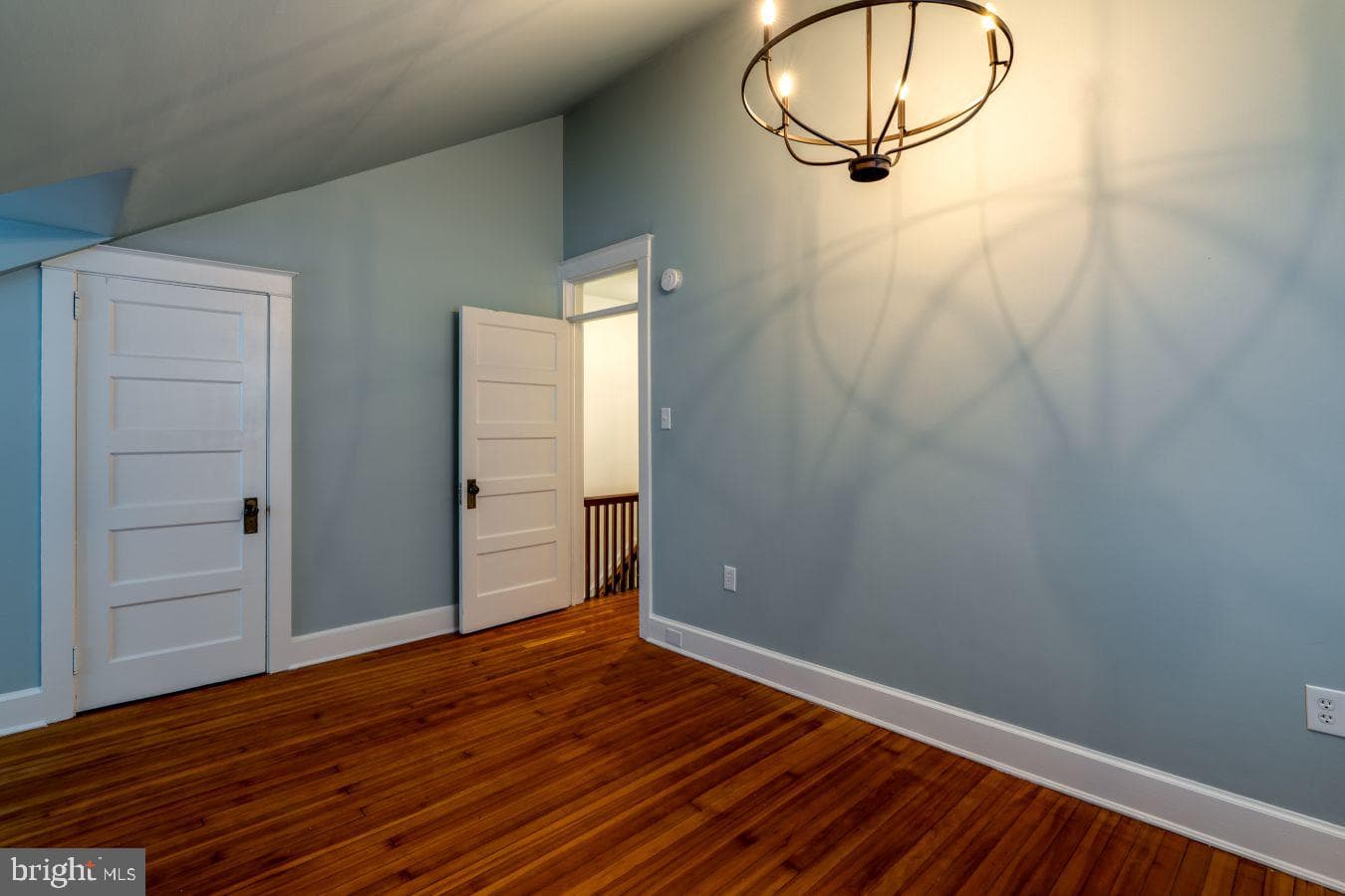 241 Atkins Avenue photo 35