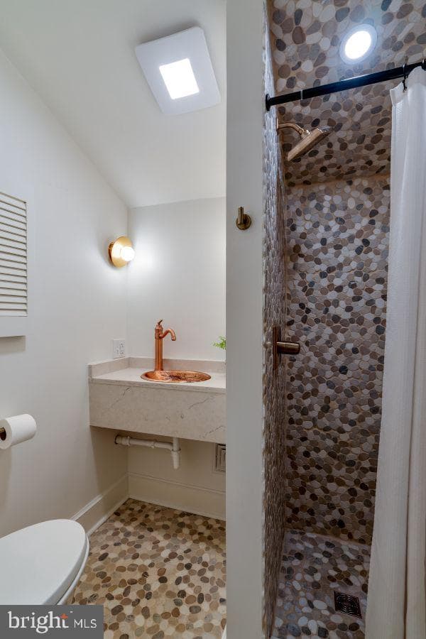 241 Atkins Avenue photo 37