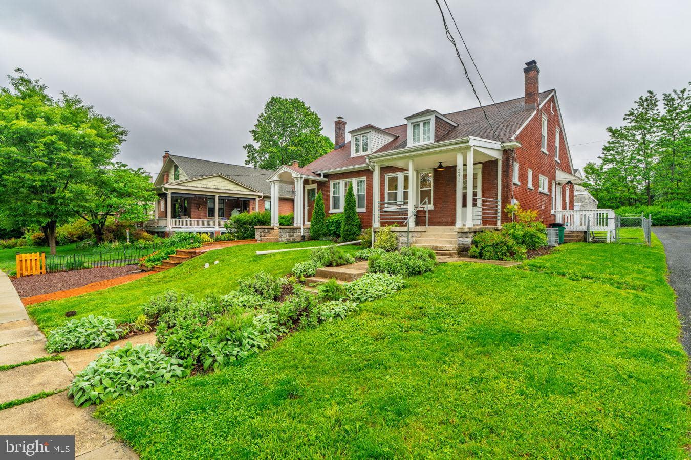 241 Atkins Avenue photo 38