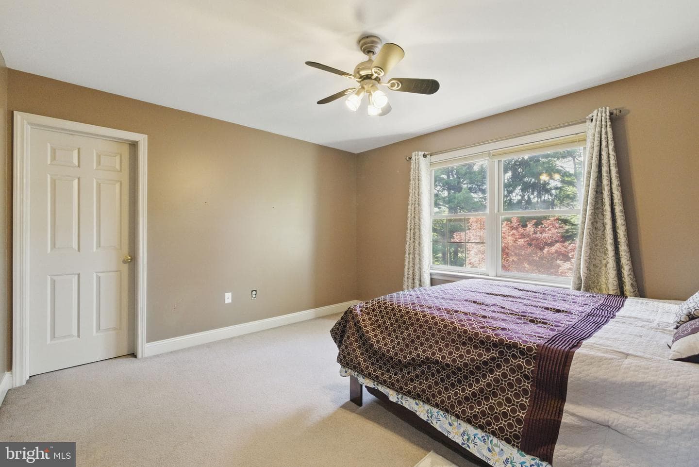 1396 John Adams Drive photo 17