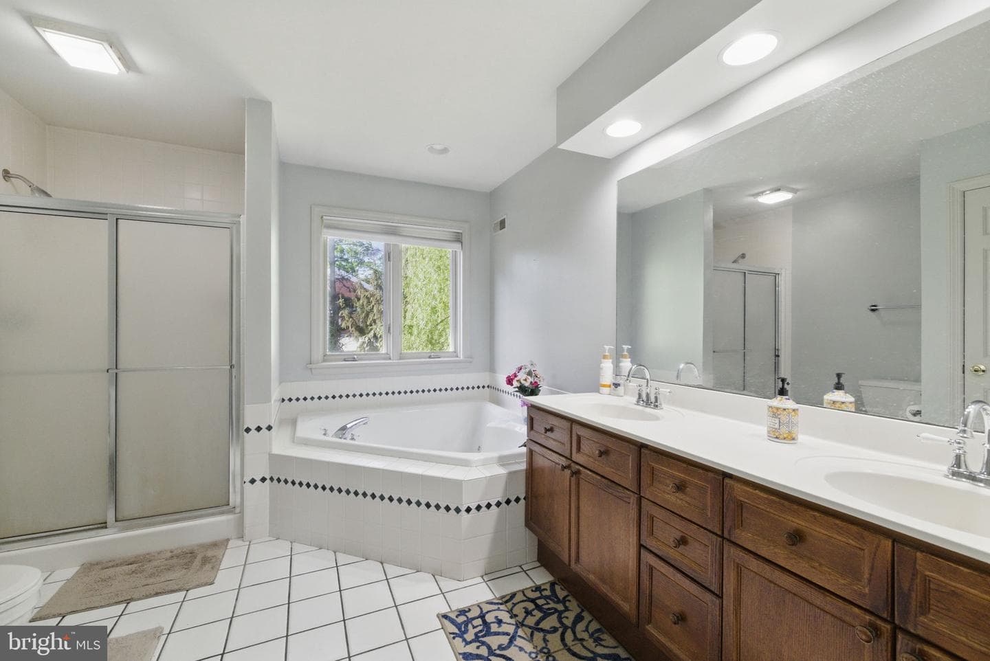 1396 John Adams Drive photo 22