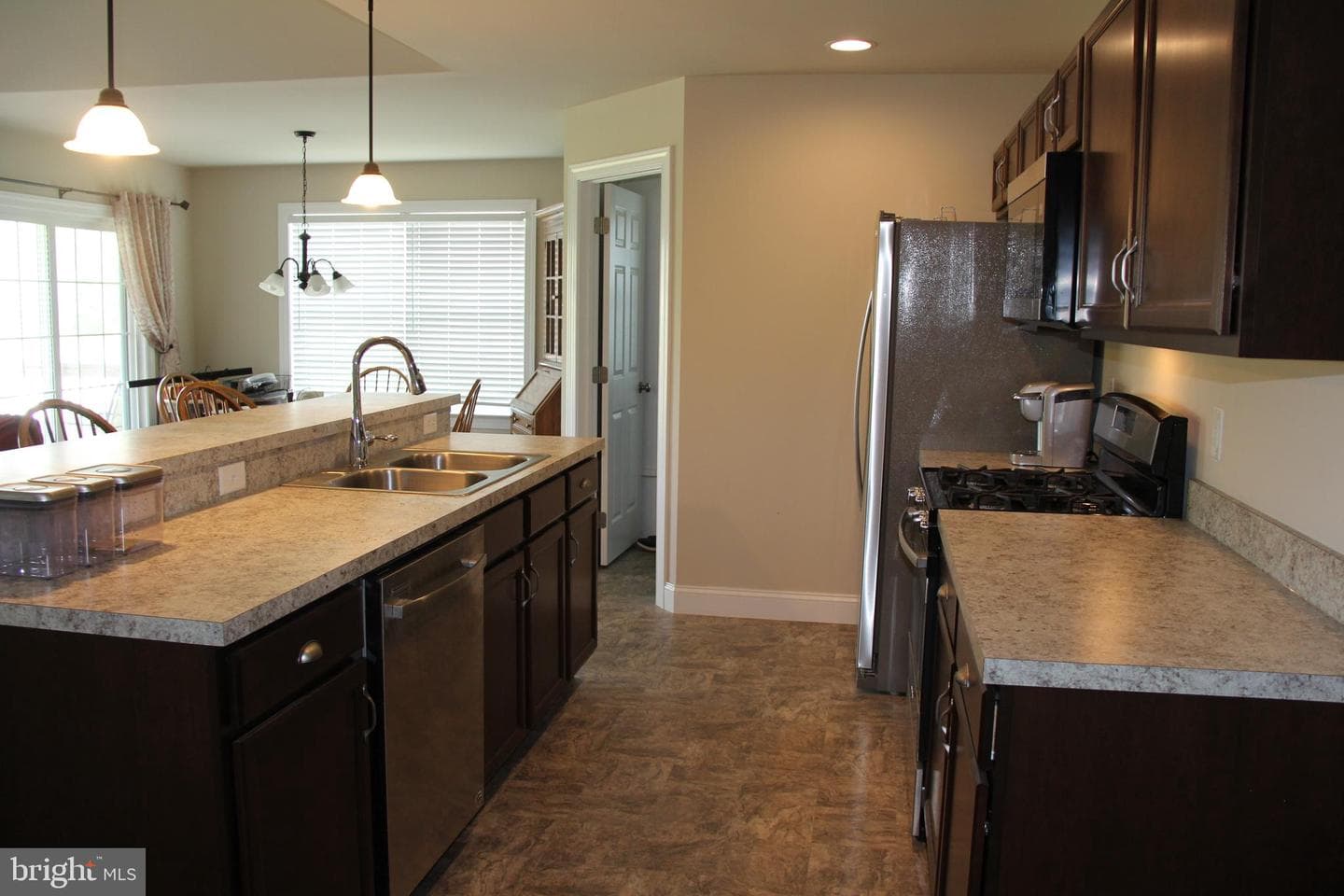25 Amber Lane photo 13