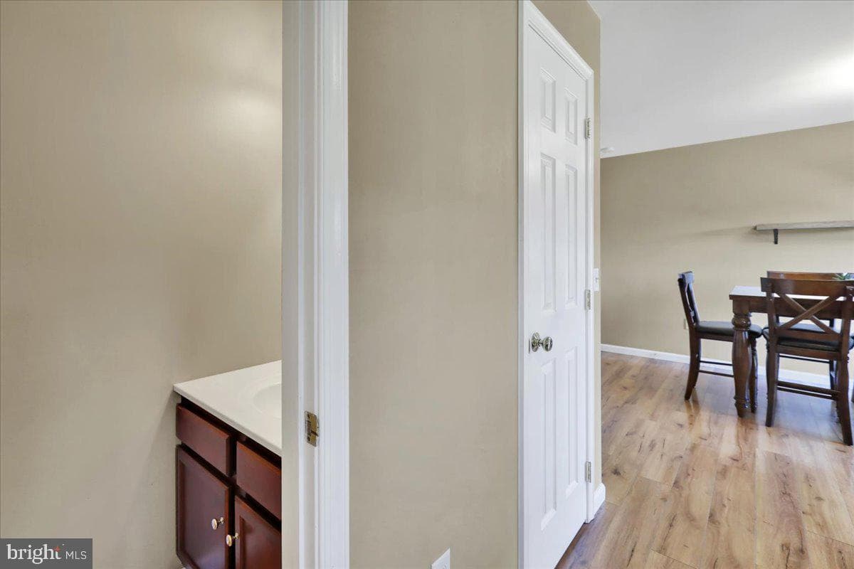 345 Alexandria Court photo 12
