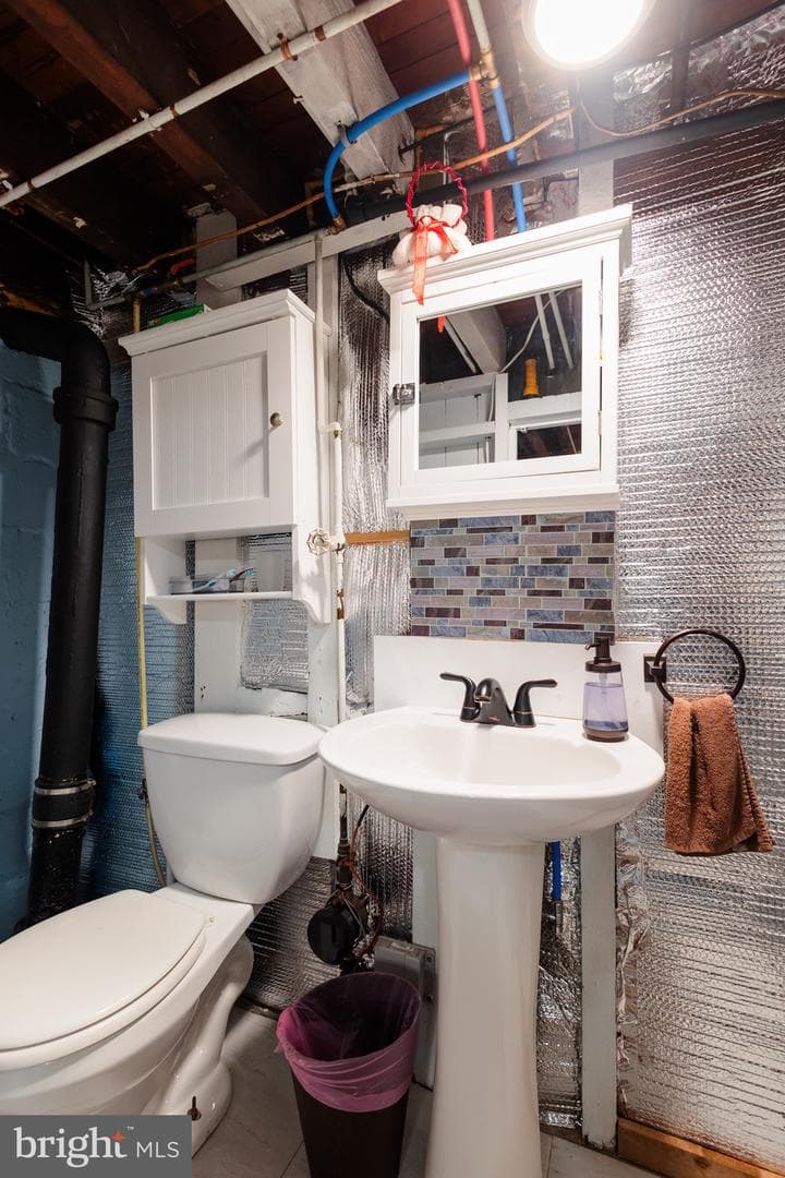 26 E Liberty Street photo 32