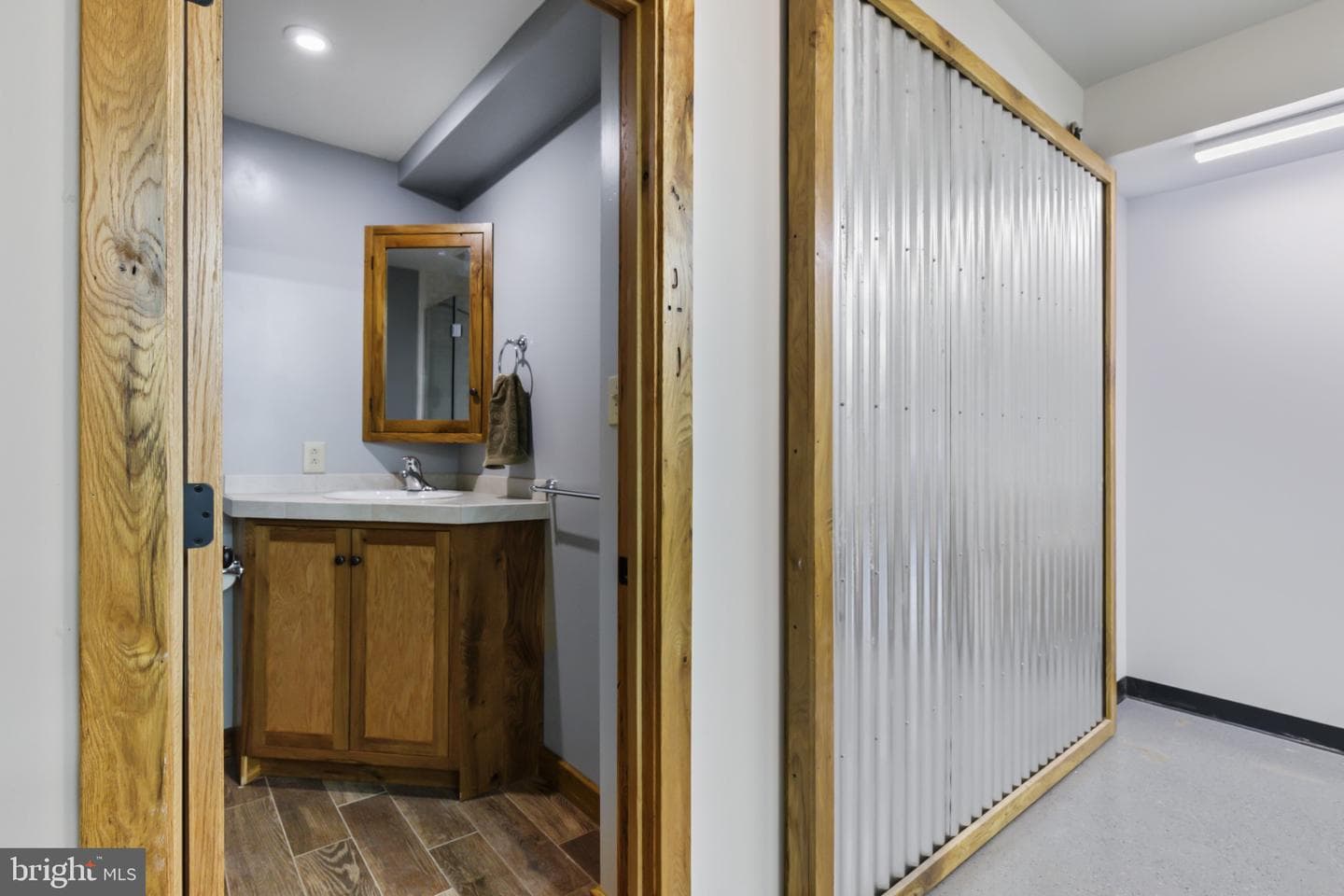 2251 Ridge Road photo 31