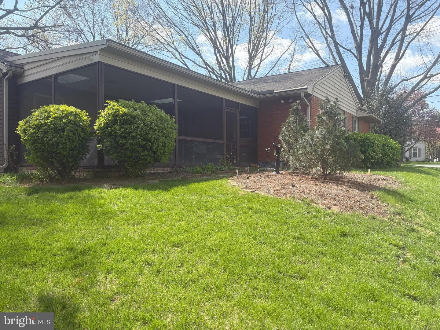 3231 Harrisburg Pike photo 3