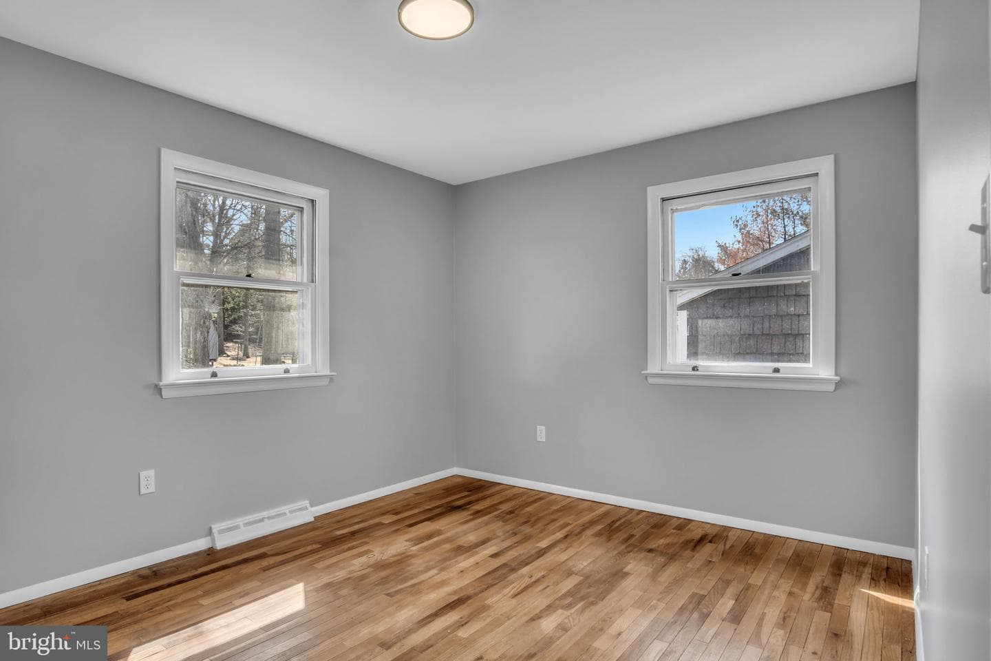 430 Lemon Street photo 16