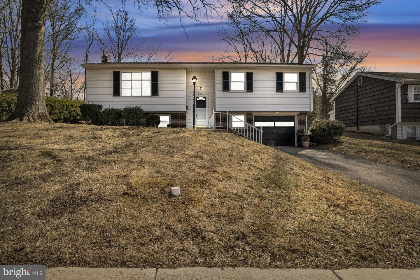 430 Lemon Street photo 32