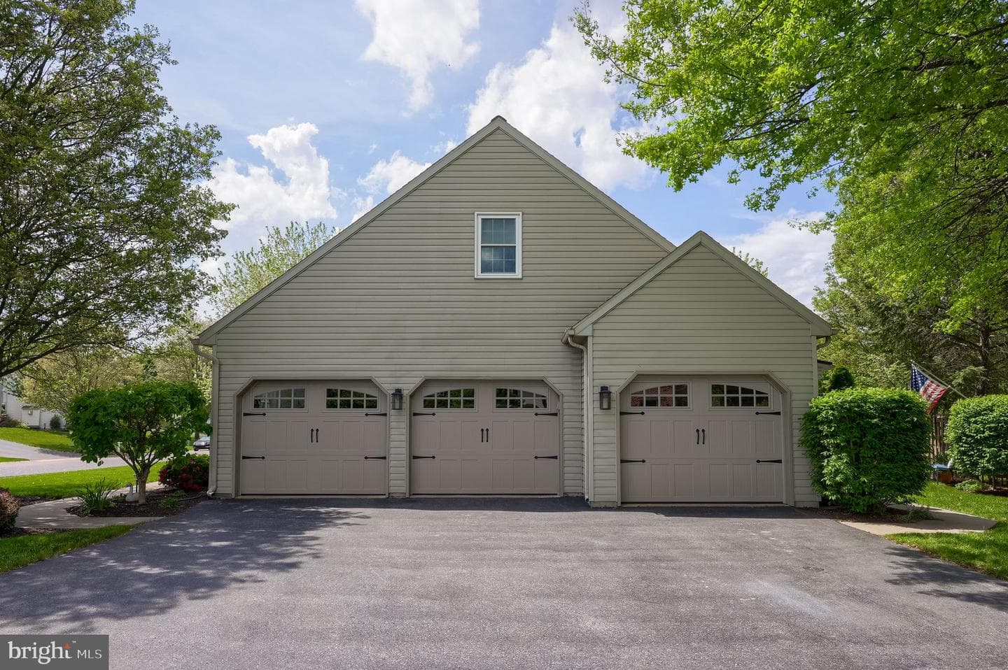 315 Royal Hunt Way photo 64