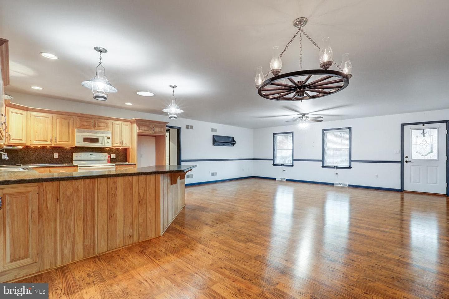 57 Carriage Drive photo 14