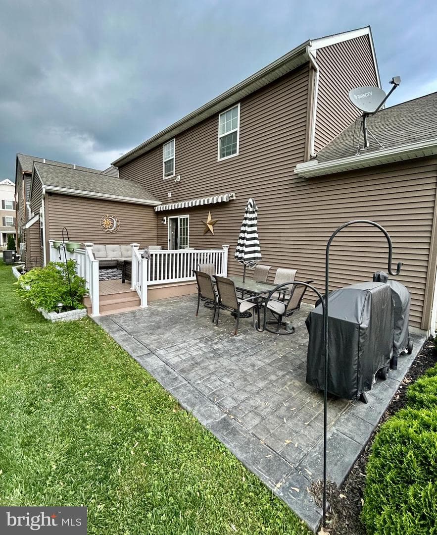 896 Fenton Avenue photo 40