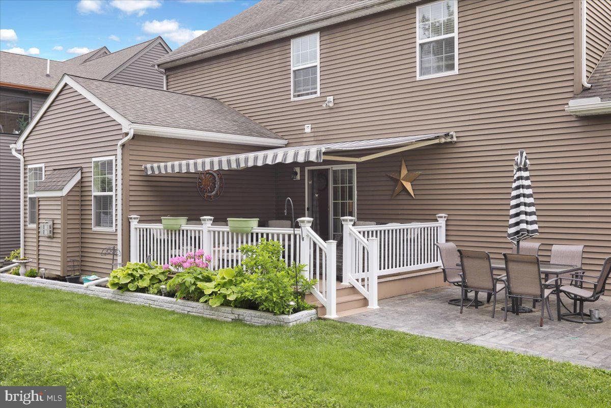 896 Fenton Avenue photo 42