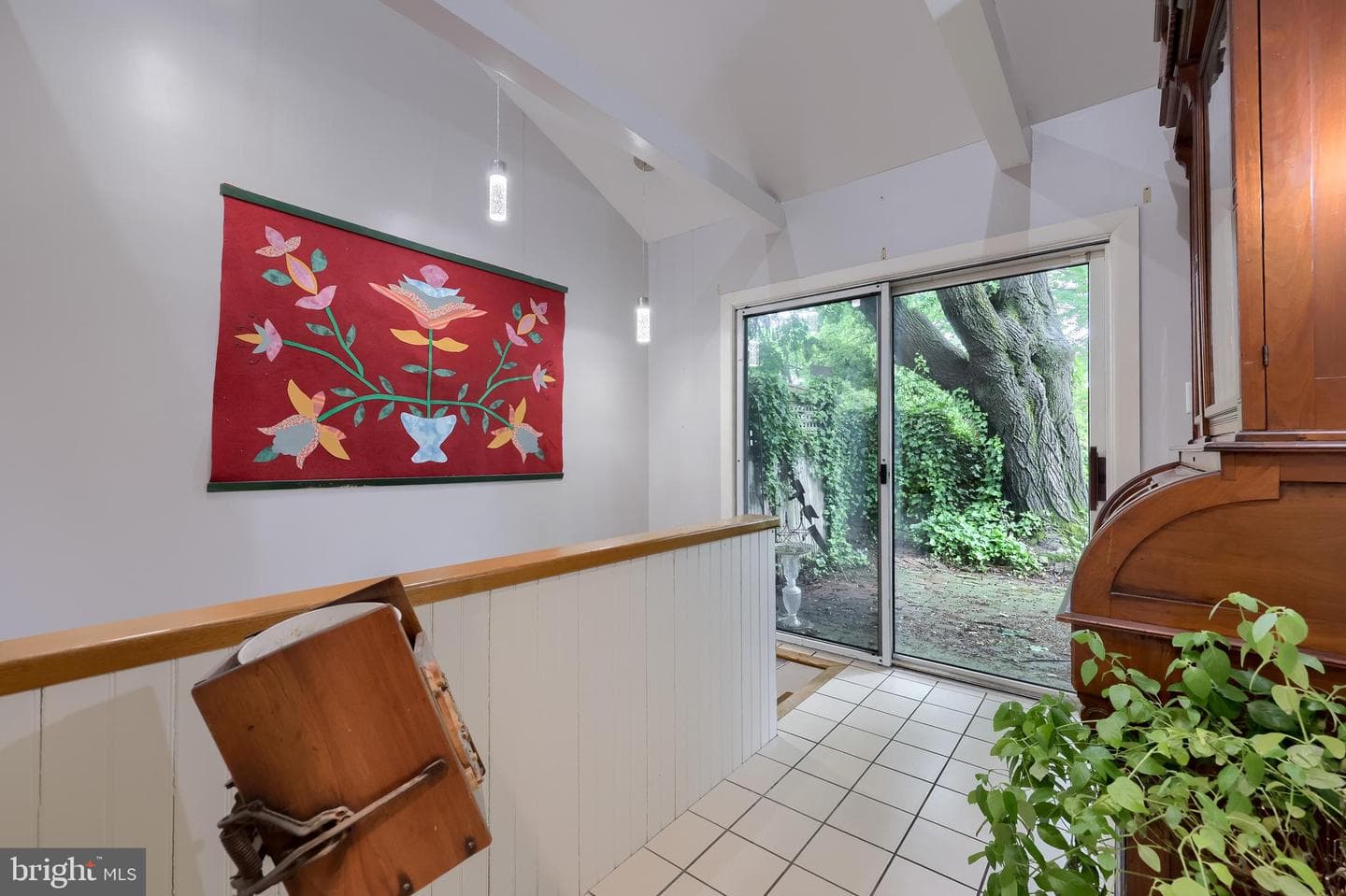 512 Saratoga Road photo 16