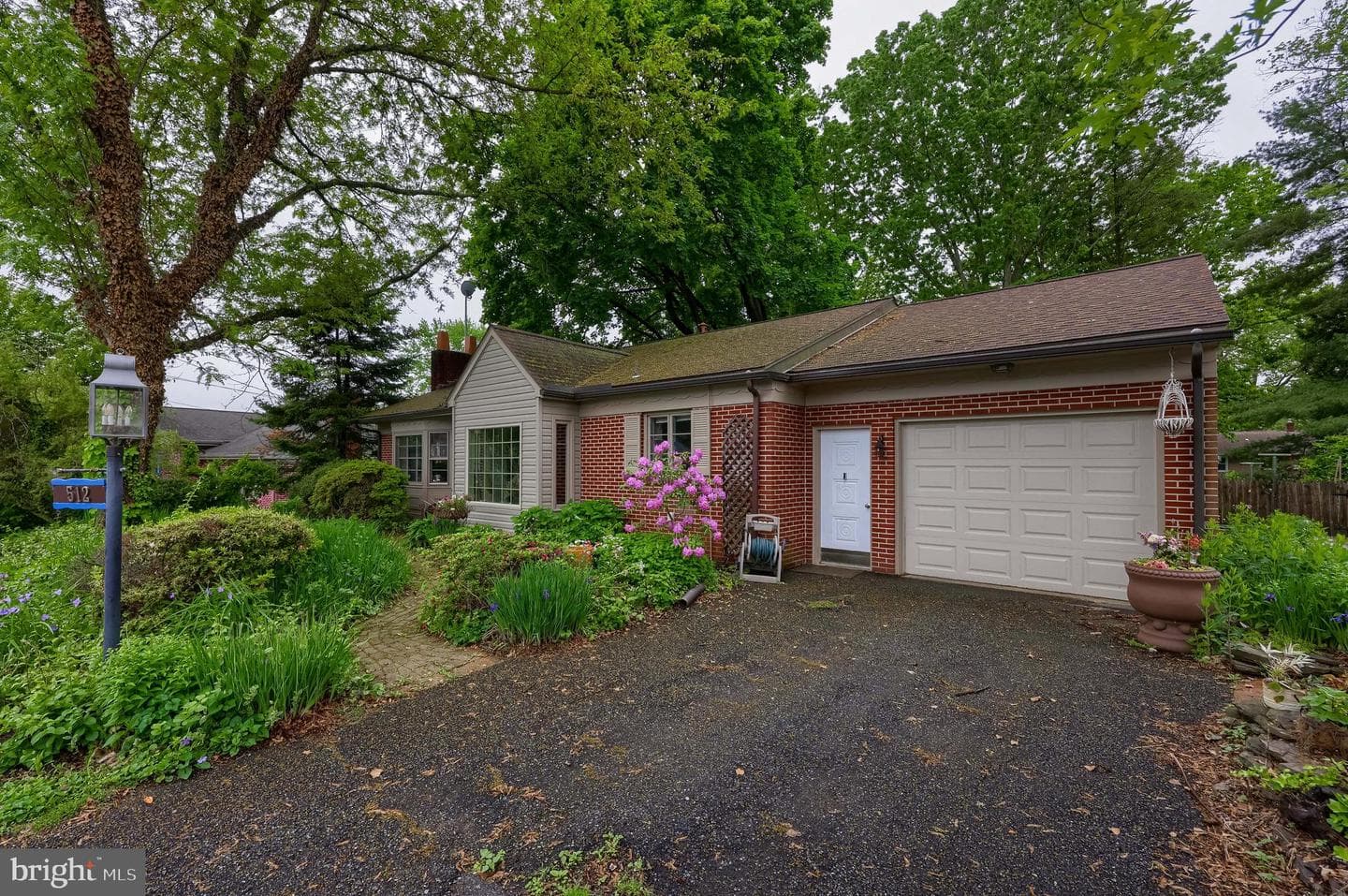 512 Saratoga Road photo 4