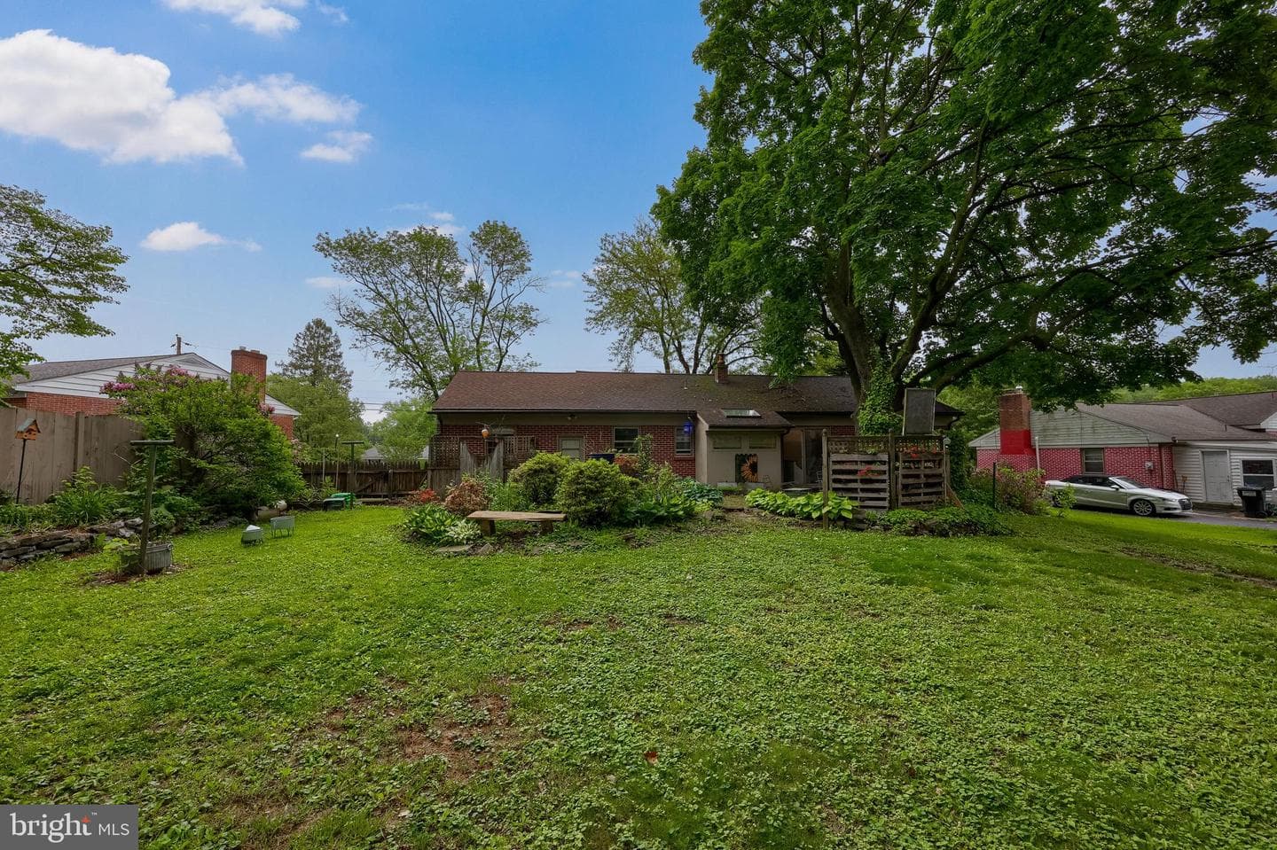 512 Saratoga Road photo 6