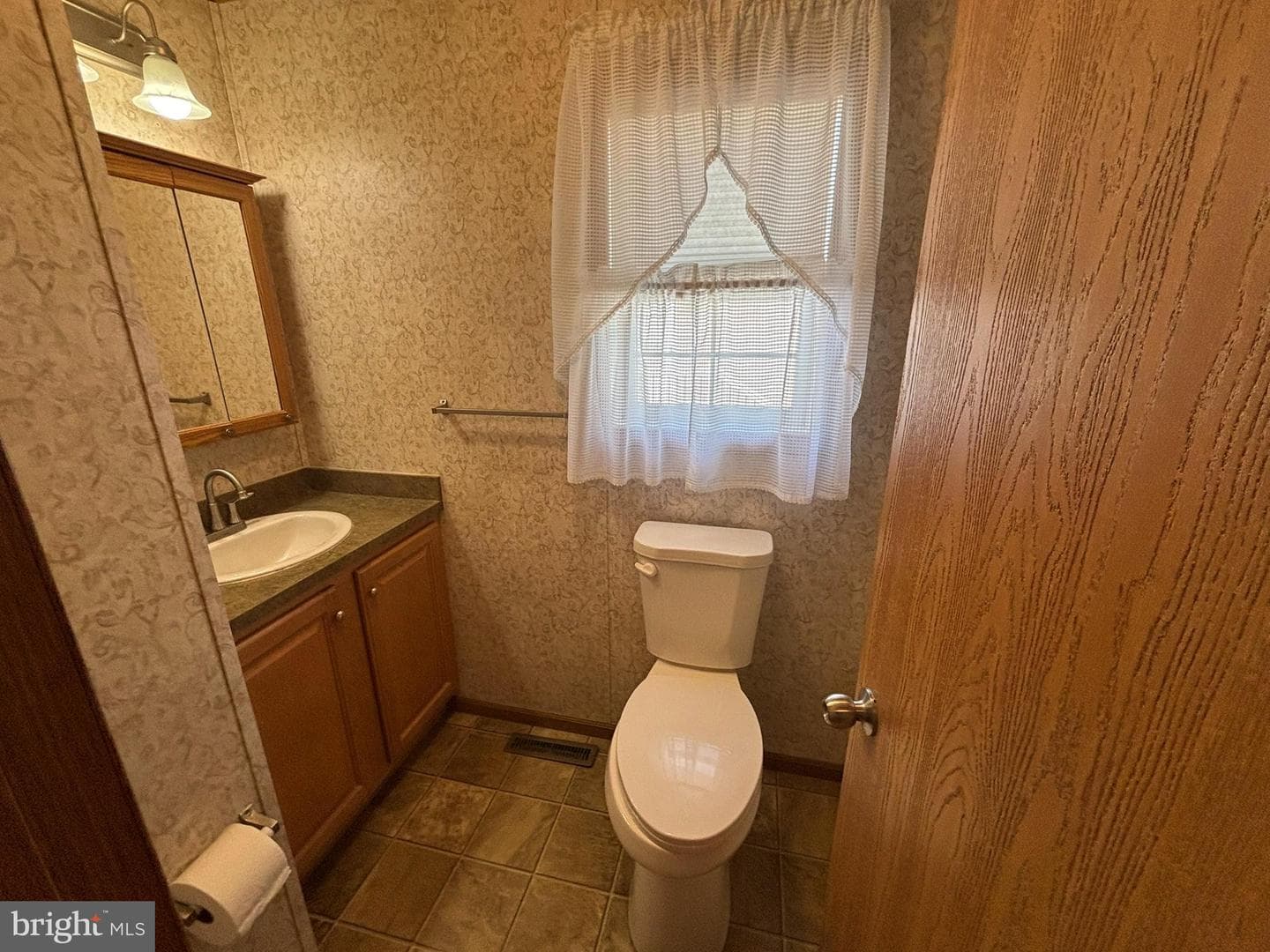 7 Penn Court Drive photo 13