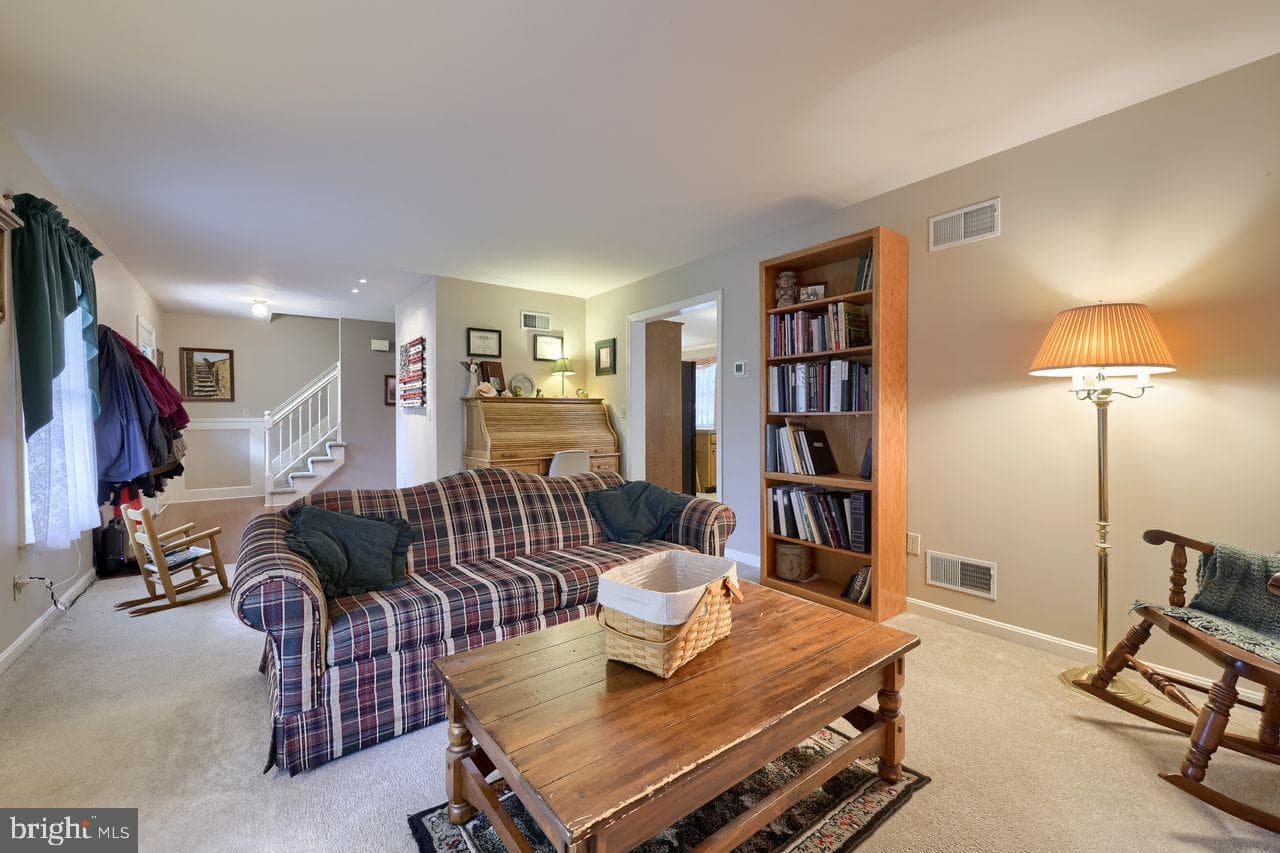 1015 Flagstone Court photo 20