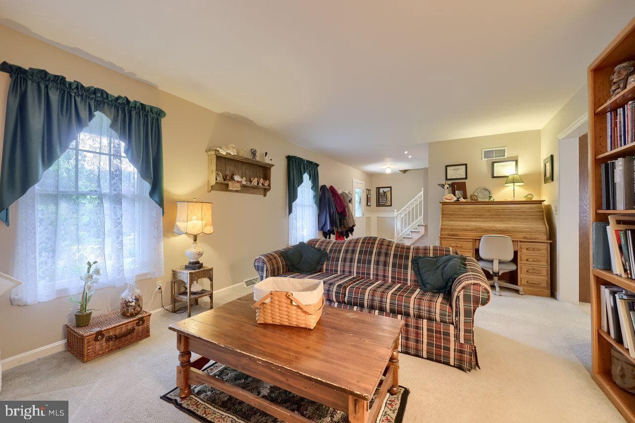 1015 Flagstone Court photo 21
