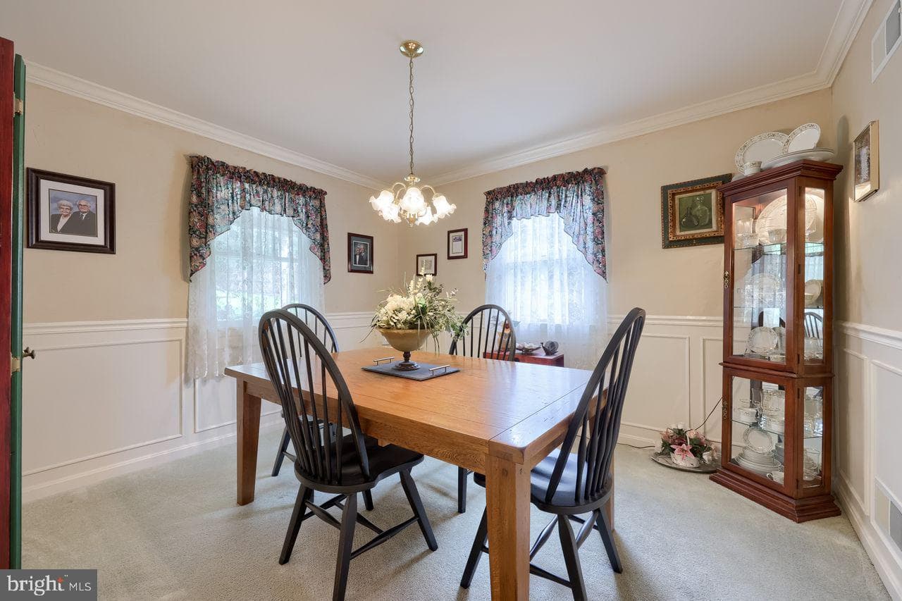 1015 Flagstone Court photo 23