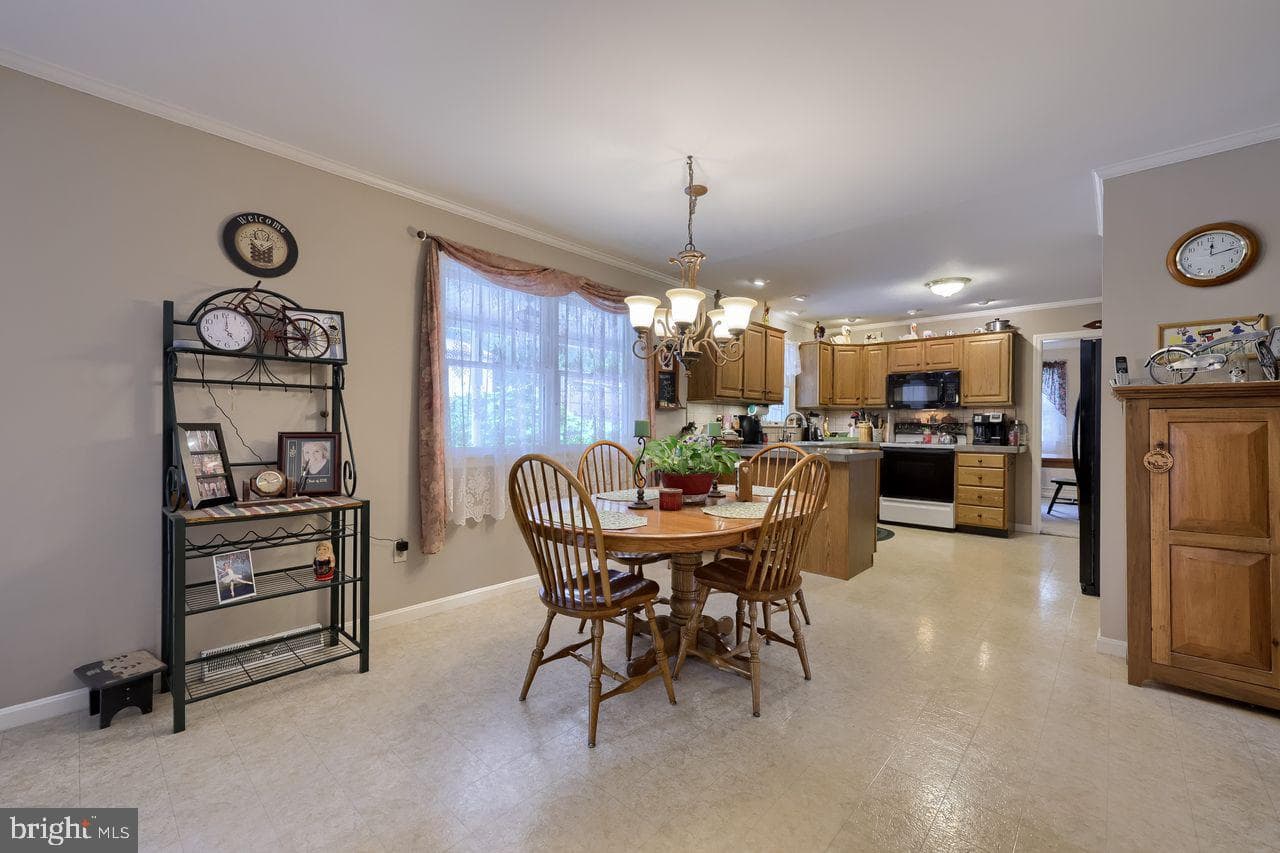 1015 Flagstone Court photo 33