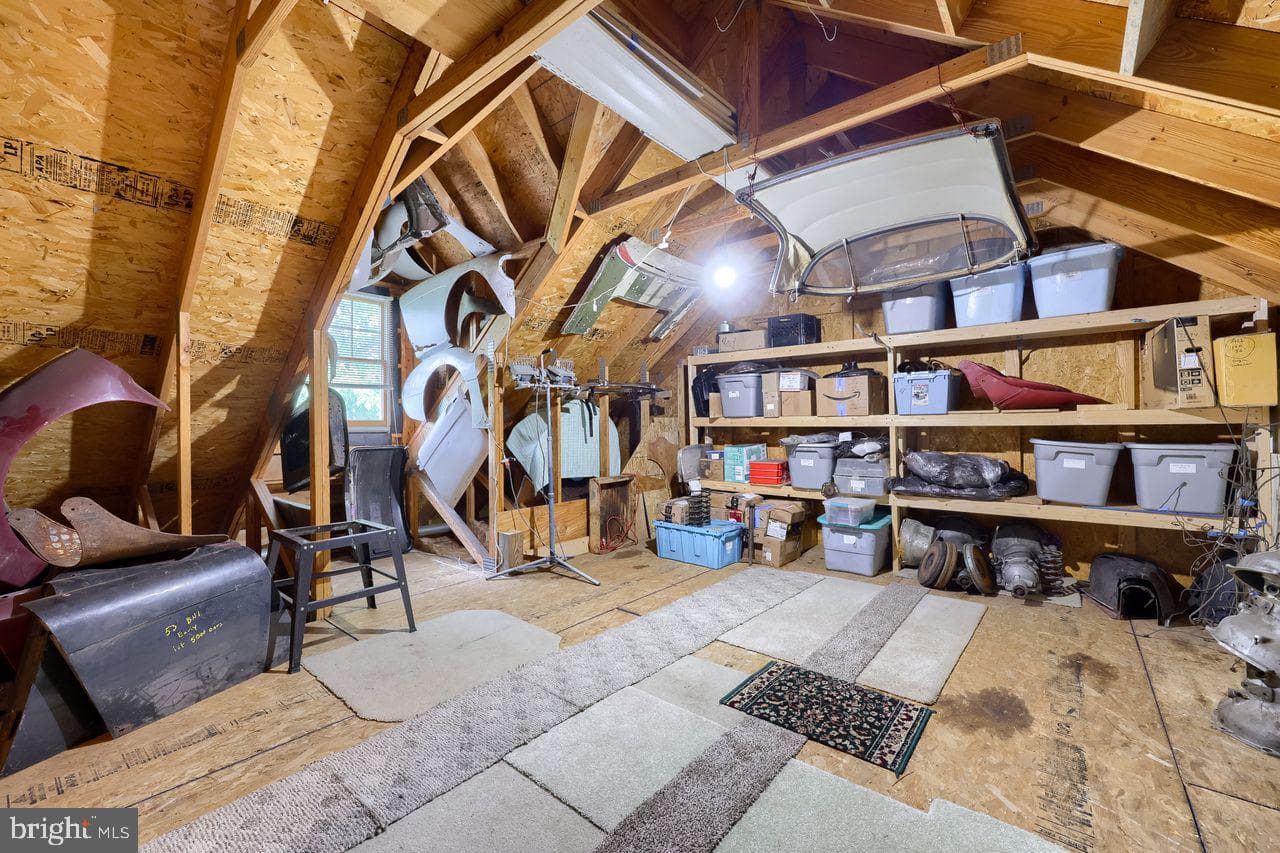 1015 Flagstone Court photo 43