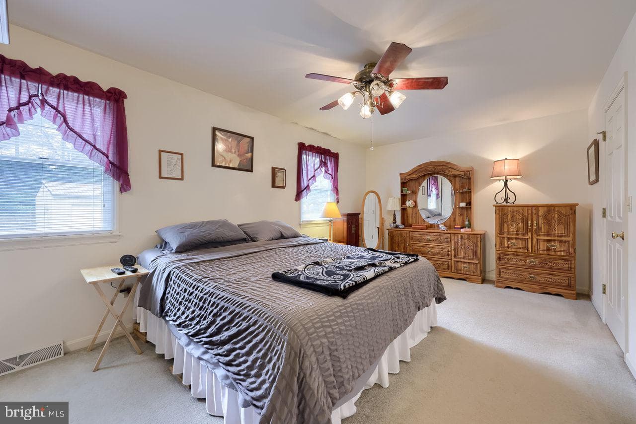 1015 Flagstone Court photo 47