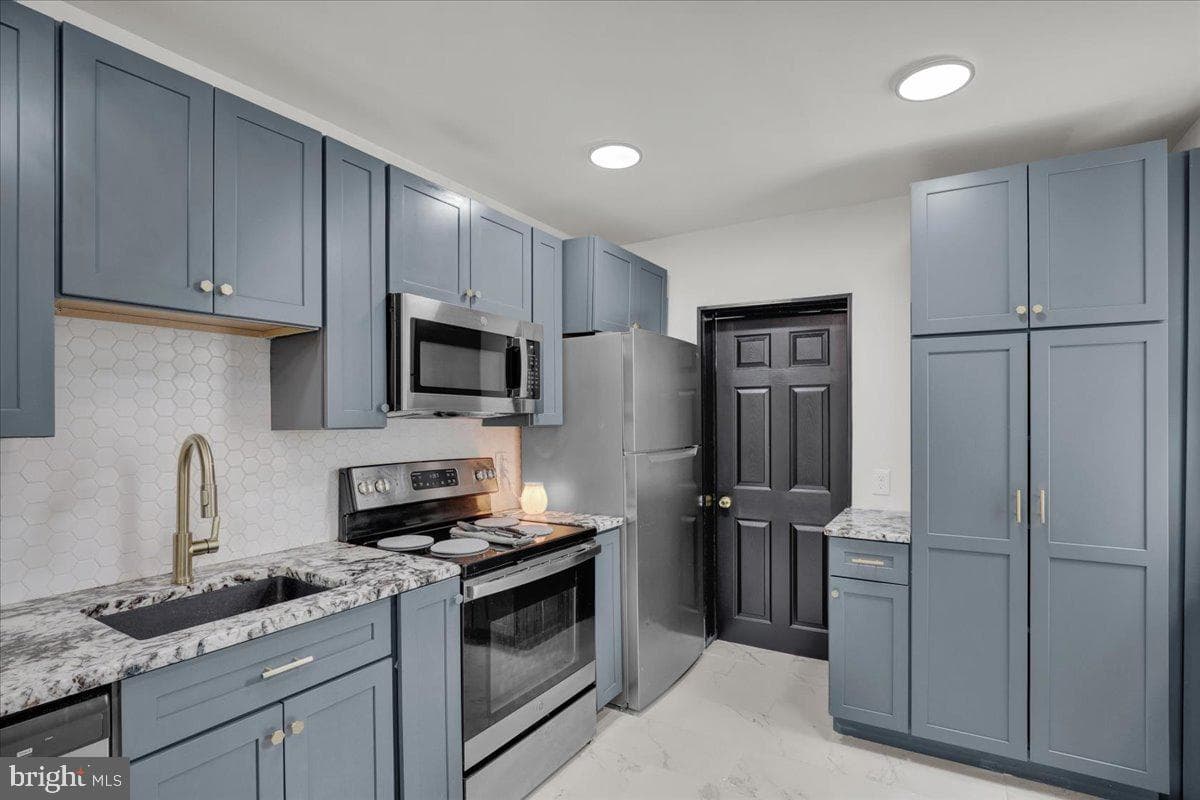 115 Fairview Avenue photo 3