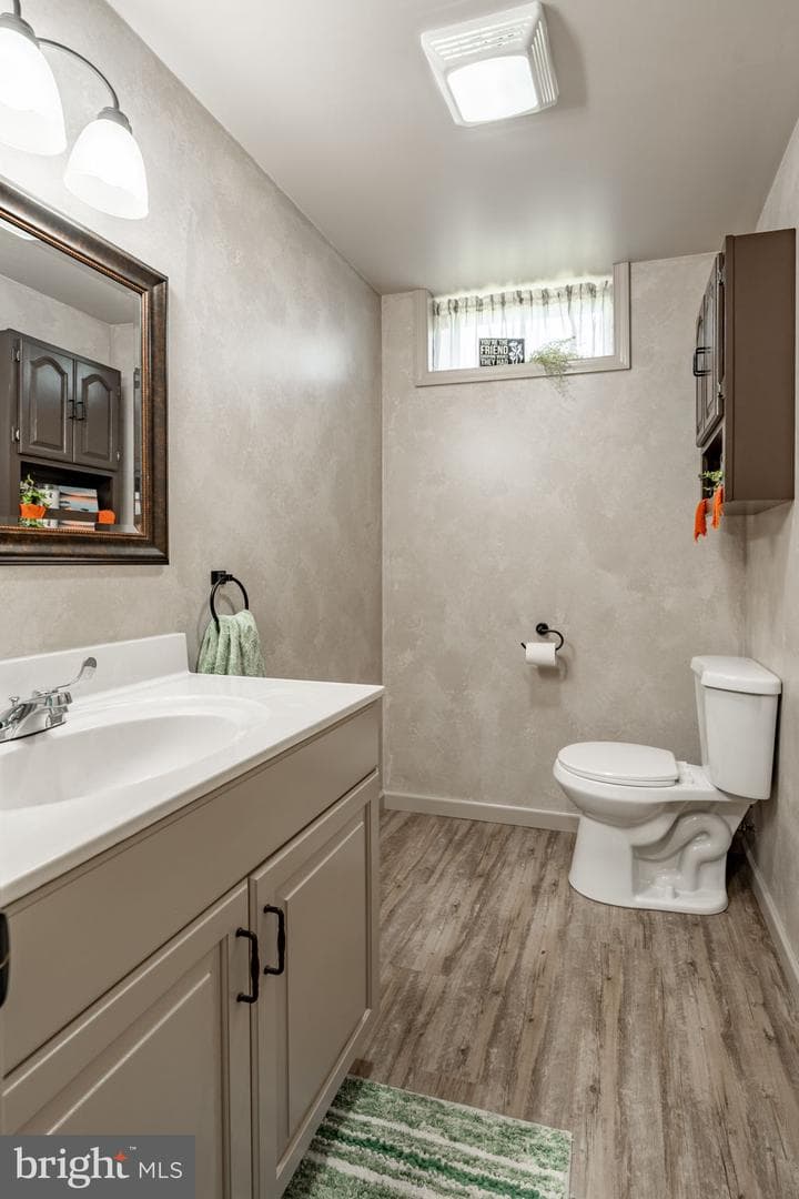563 Airport Road photo 20