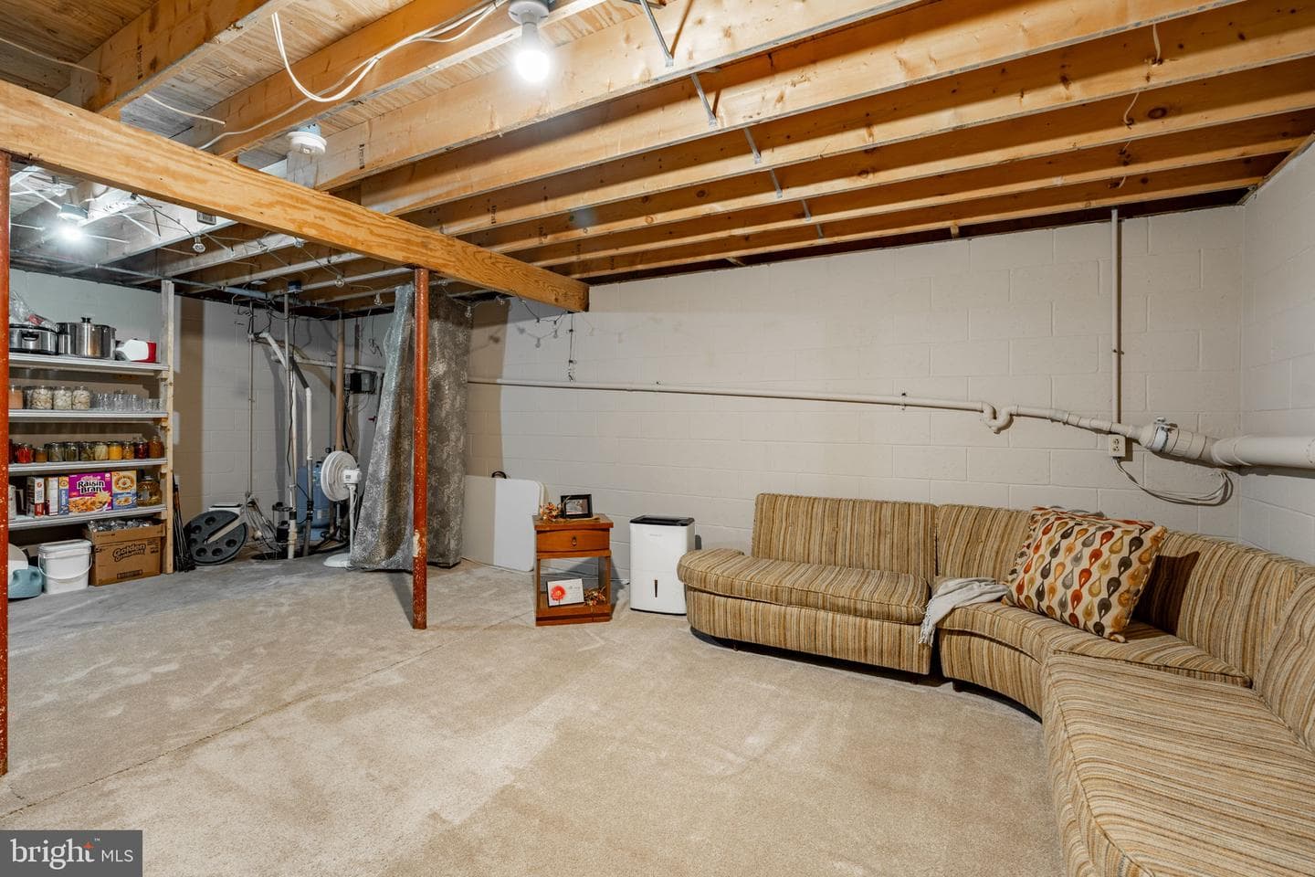 563 Airport Road photo 23