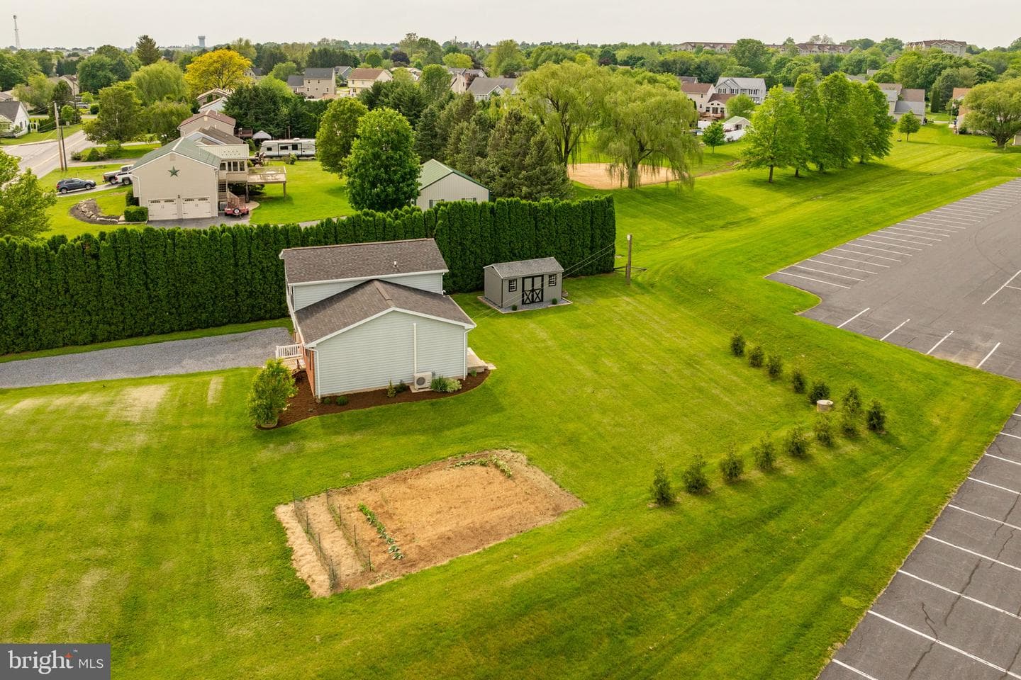 563 Airport Road photo 35