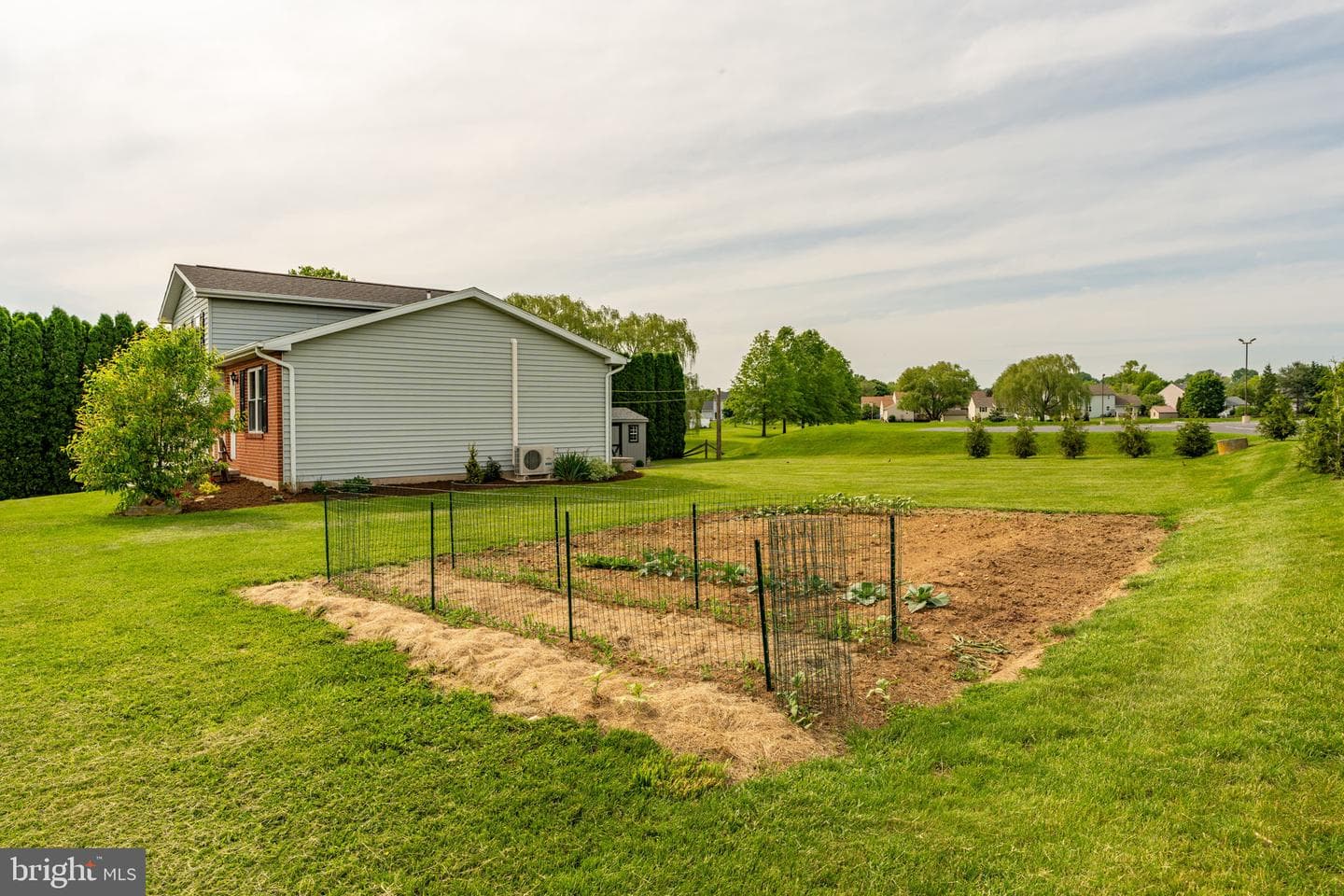 563 Airport Road photo 36