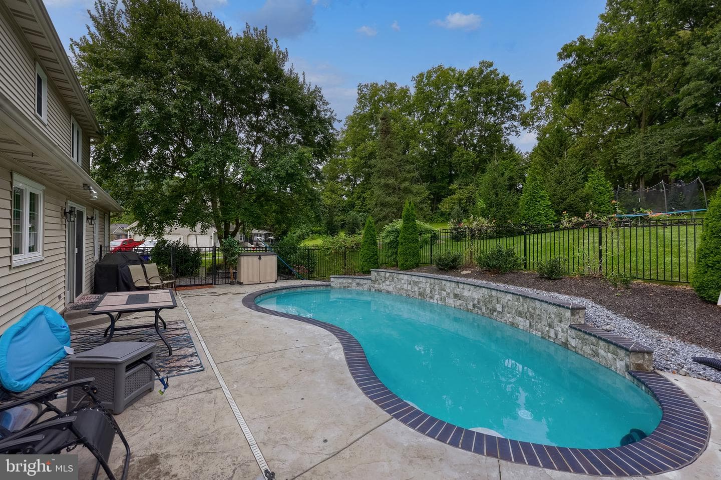 2504 Brookside Drive photo 8