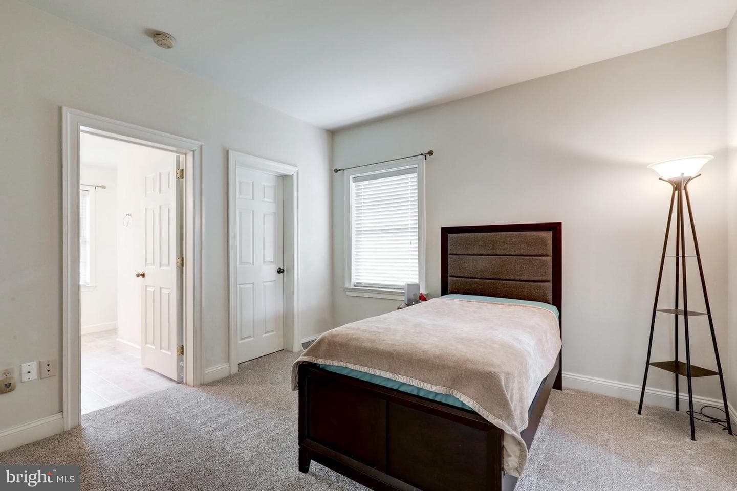 146 Pleasant Valley Road photo 22