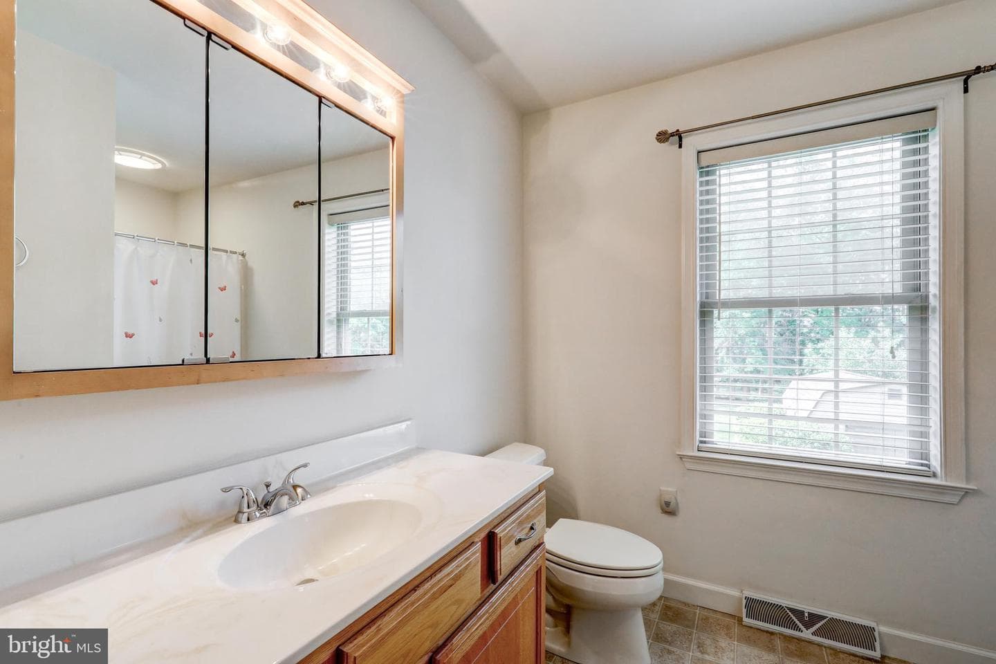 146 Pleasant Valley Road photo 24
