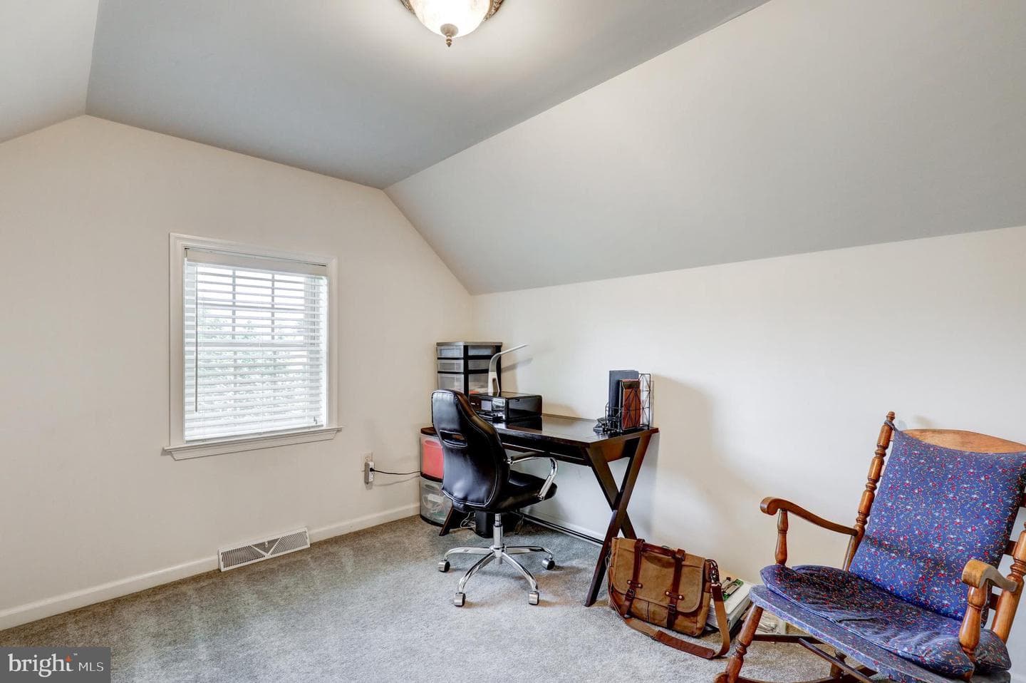 146 Pleasant Valley Road photo 37