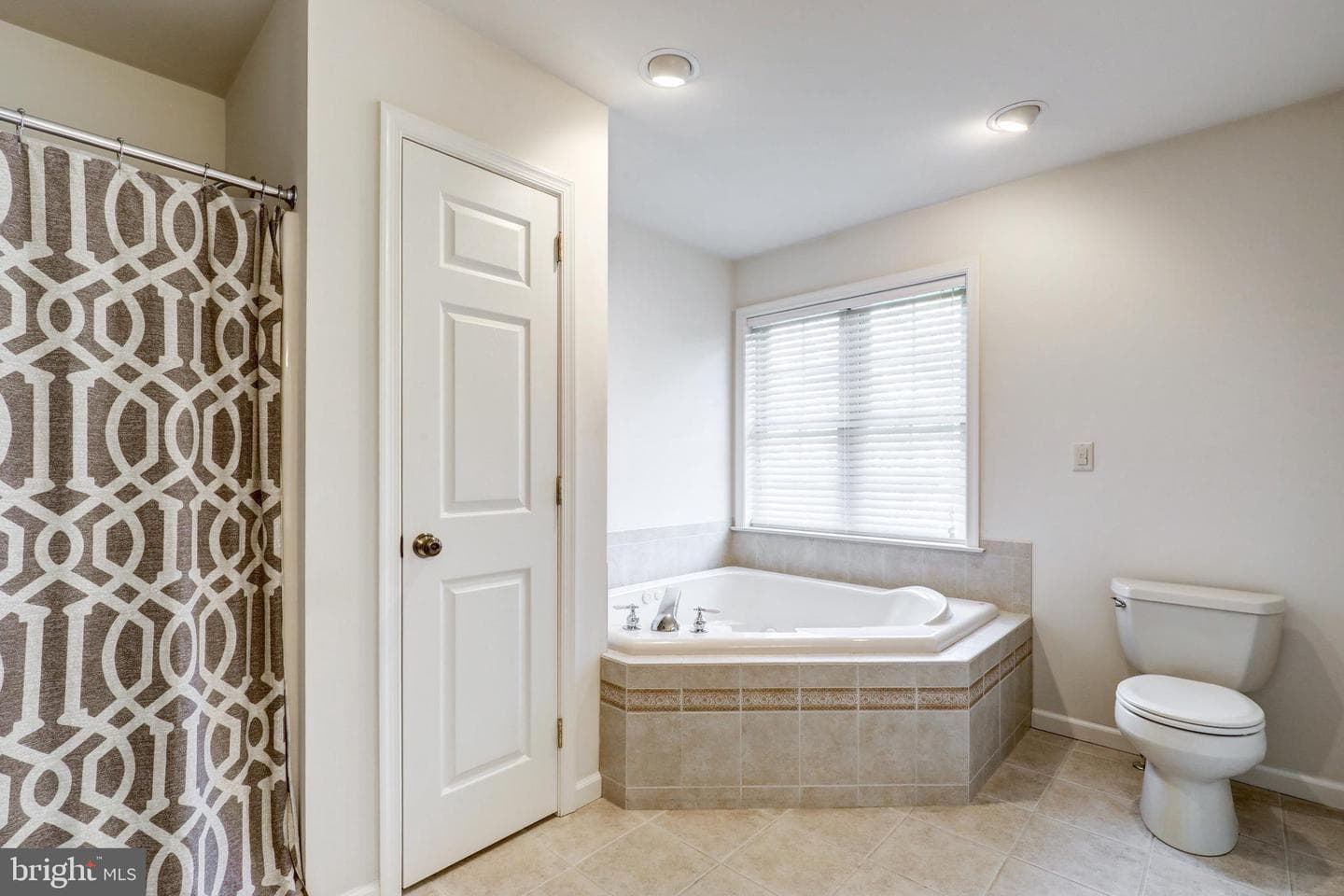 146 Pleasant Valley Road photo 41