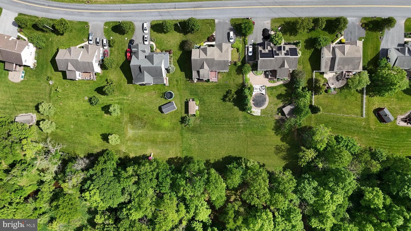 146 Pleasant Valley Road photo 63