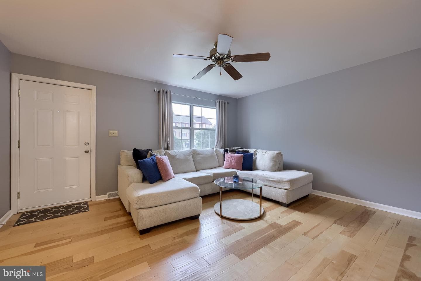 460 Dohner Drive photo 2