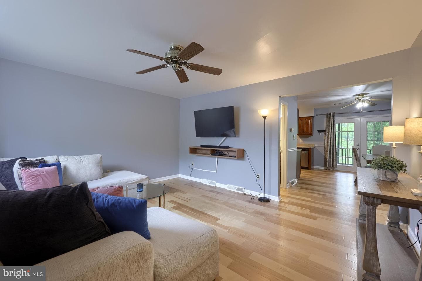 460 Dohner Drive photo 3
