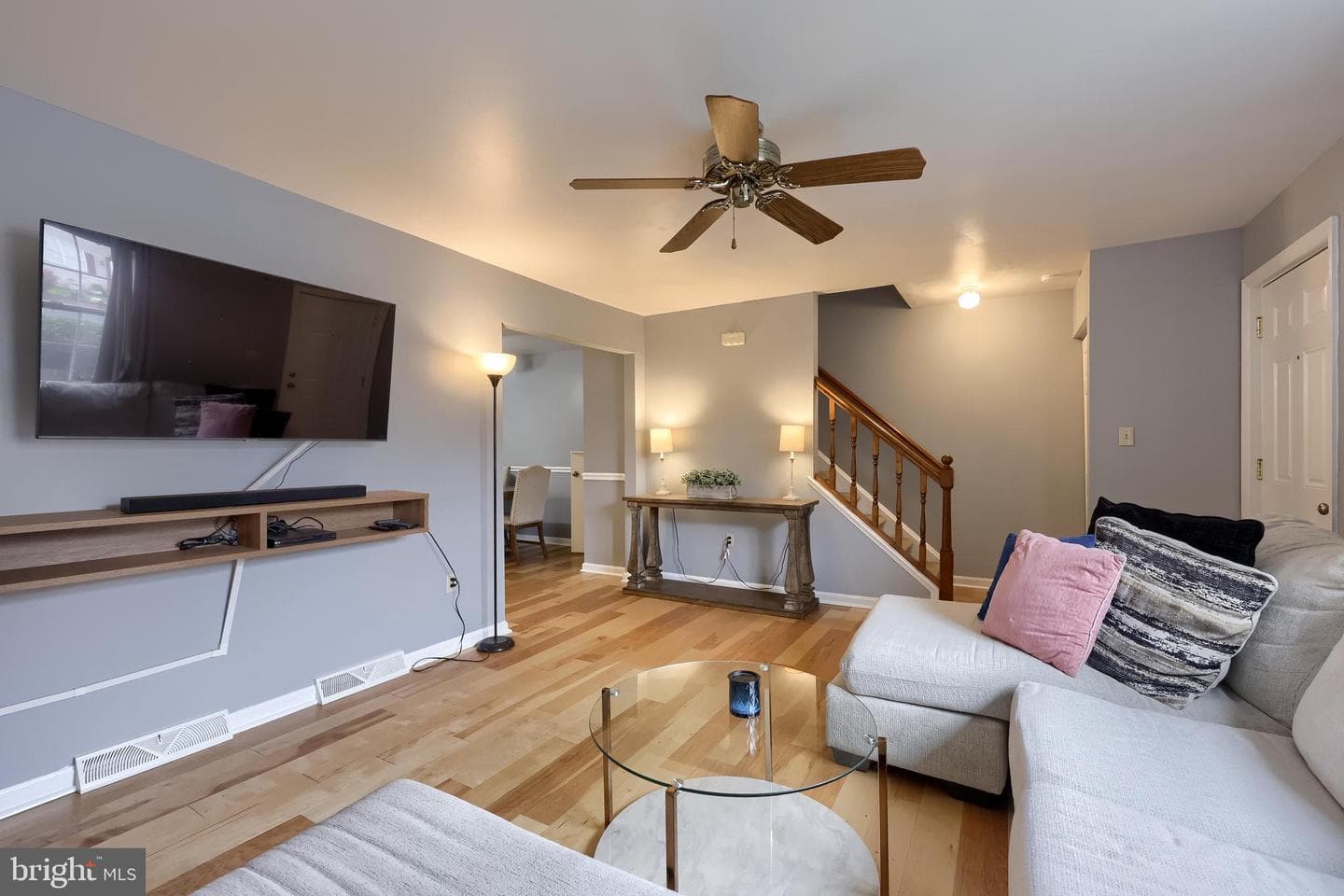 460 Dohner Drive photo 6