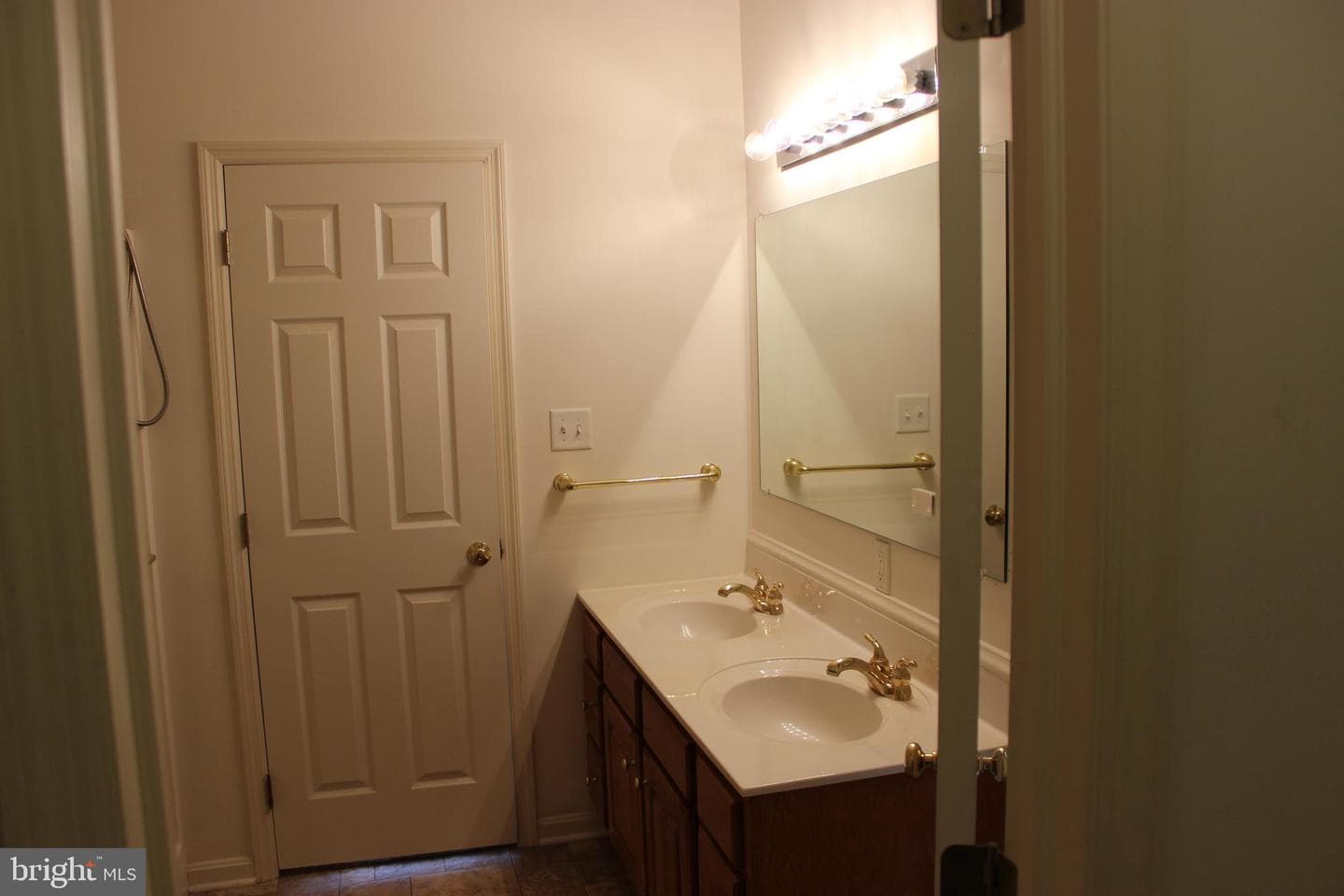15 Reagan Drive photo 15