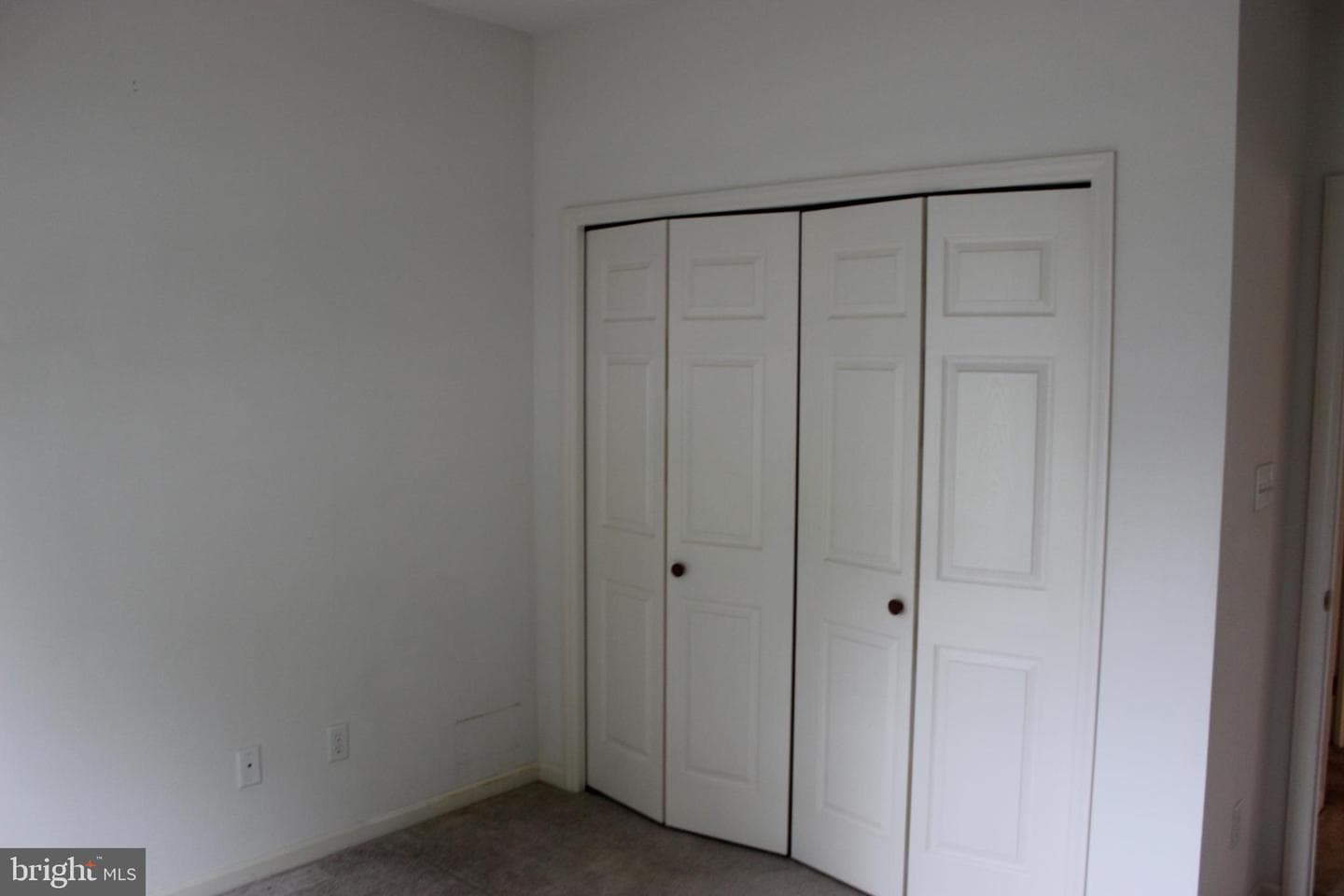 15 Reagan Drive photo 23
