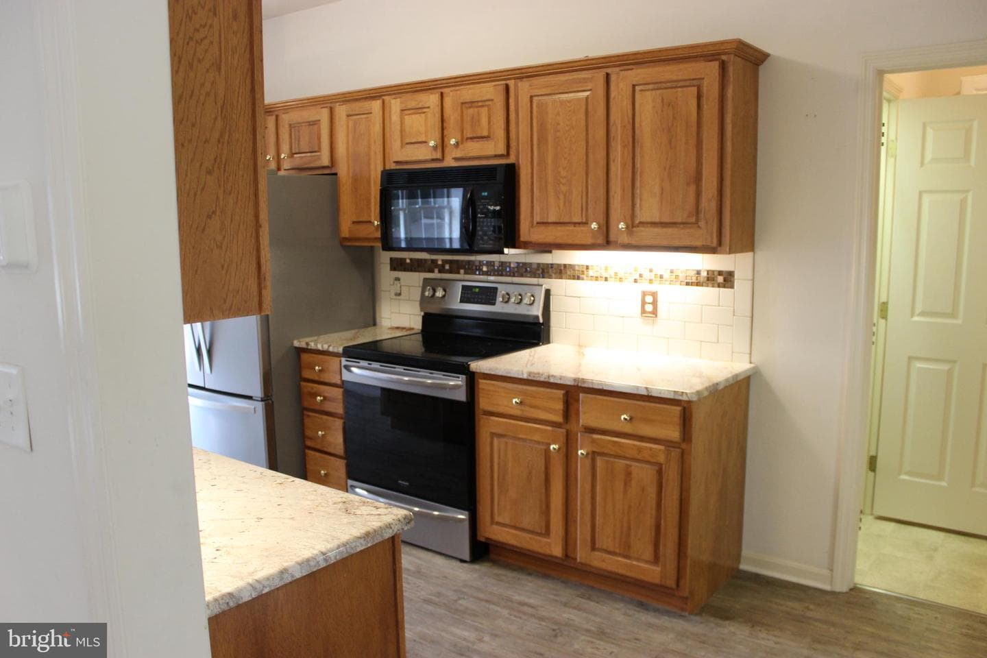 15 Reagan Drive photo 6